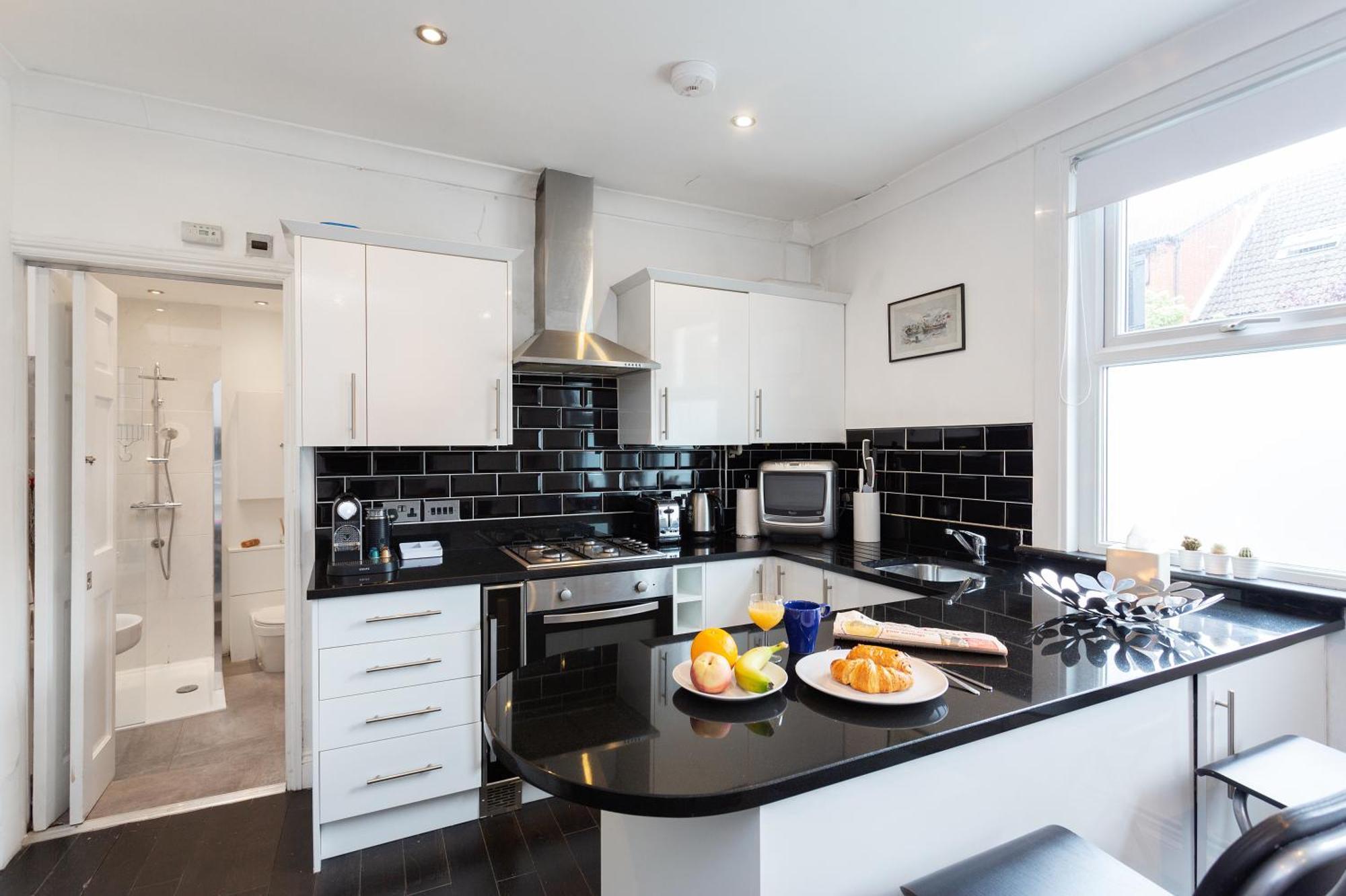 The Barons Court Gem Londen